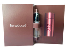 Carregar imagem no visualizador da galeria, Flaconete 1,5ml – Carolina Herrera 212 Sexy Men Masculino • EDT