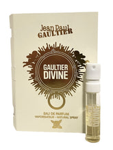 Carregar imagem no visualizador da galeria, Flaconete 1,5ml – Jean Paul Gaultier Divine Feminino • EDP