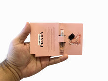 Carregar imagem no visualizador da galeria, Amostra Oficial 1,2ml – Prada Paradoxe Feminino • EDP