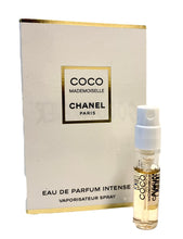 Carregar imagem no visualizador da galeria, Flaconete 1,5ml – Chanel Coco Mademoiselle Intense Feminino • EDP
