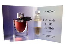 Carregar imagem no visualizador da galeria, Flaconete 1,2ml – La Vie Est Belle Lelixir Feminino • EDP
